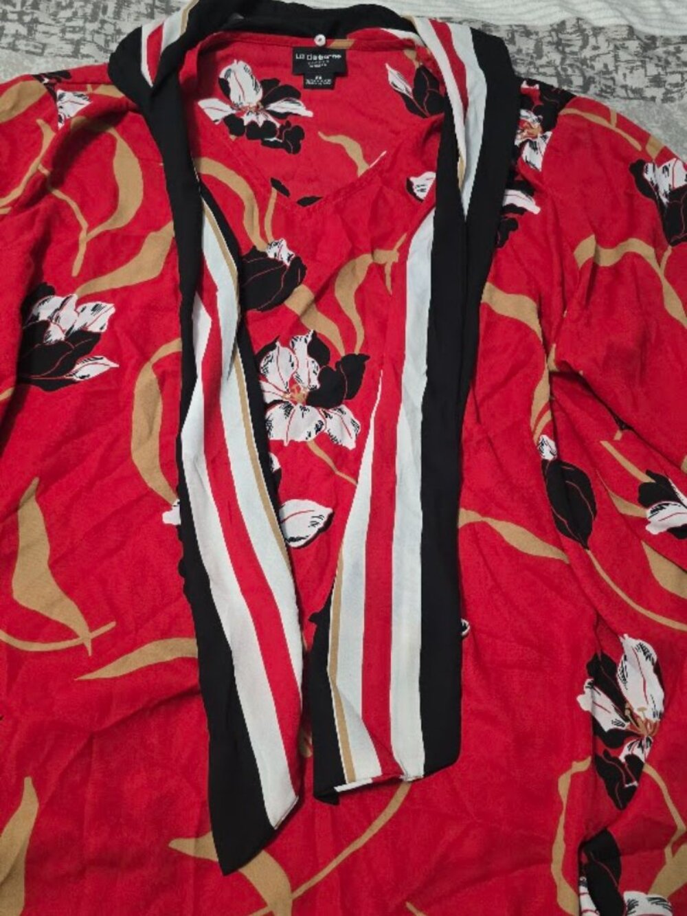 Liz Claiborne 2X Red Floral Tie Neck Blouse Striped Scarf Gold Button Plus - Picture 4 of 6